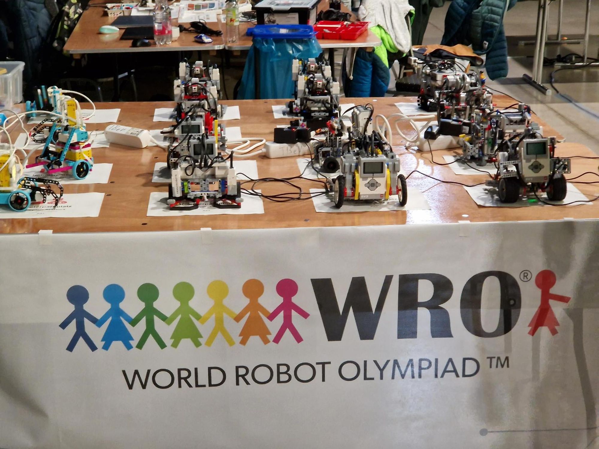 Roboter aus Lingen messen sich bei weltweitem Wettbewerb