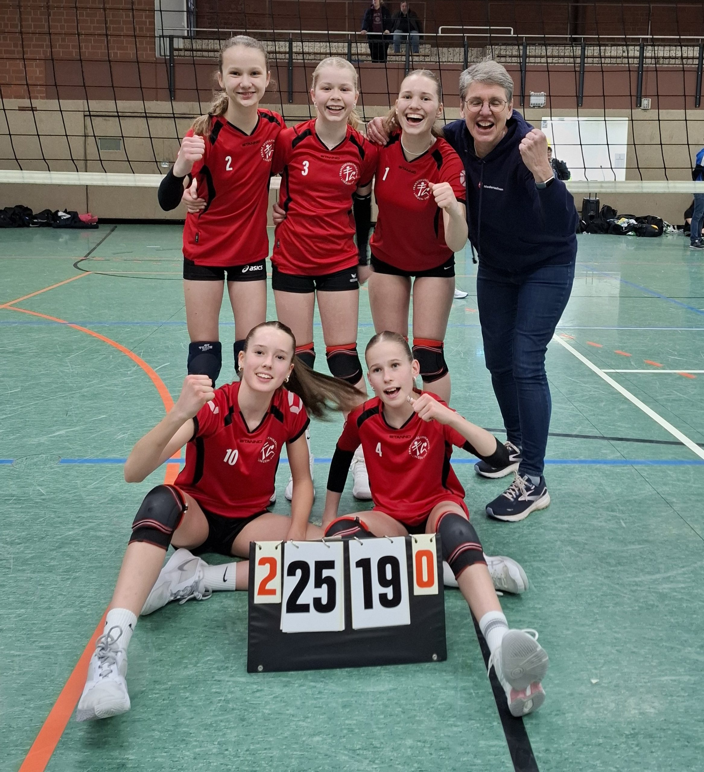 Volleyball-Mädchenteam der U-14 vertritt Niedersachsen bei den Deutschen Schülermeisterschaften in Bad Blankenburg