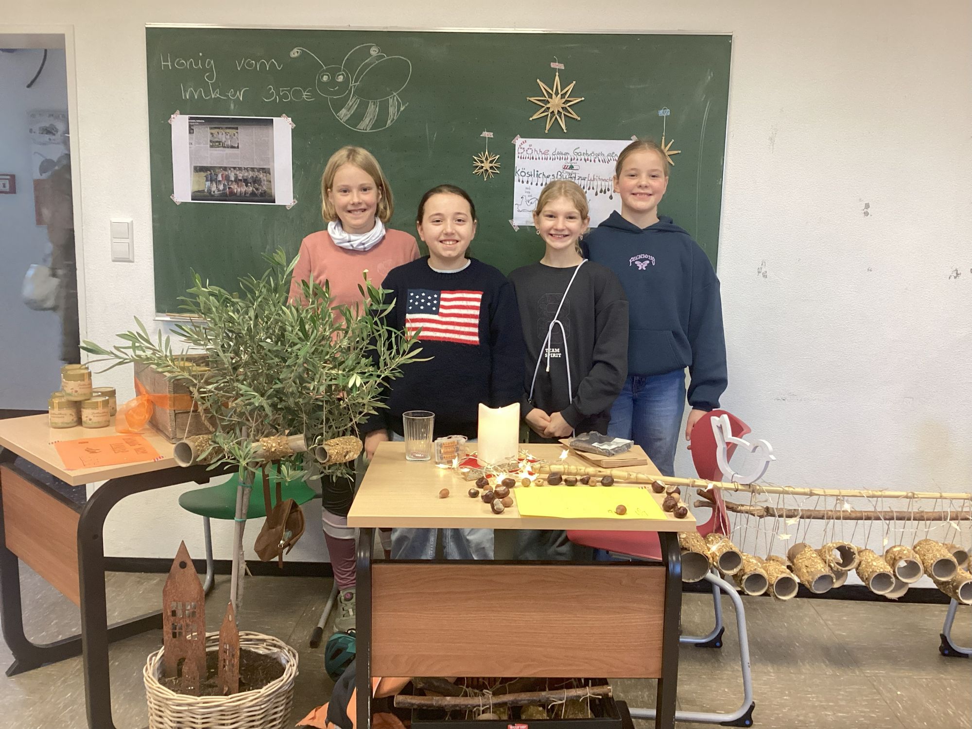 Adventsbasar 2025 – Lichter, Leckereien & Musik