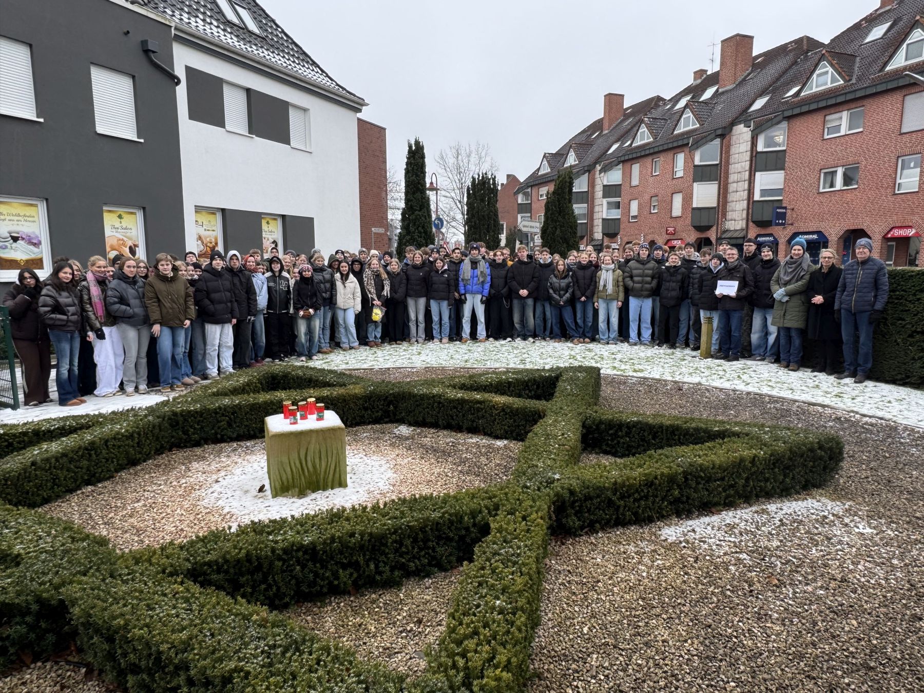 „Was geht euch das heute an?“ – 10. Klassen erinnern am Holocaustgedenktag