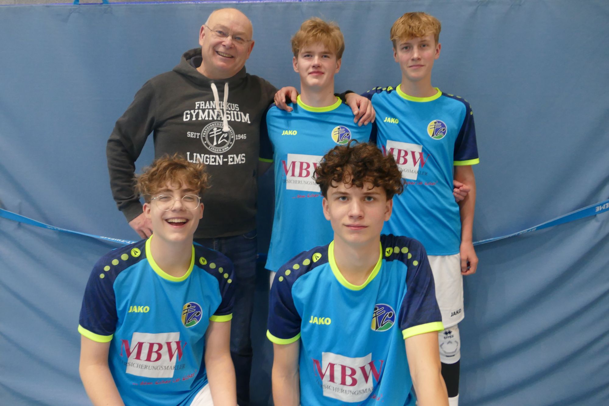 Platz 3 beim Landesentscheid Volleyball